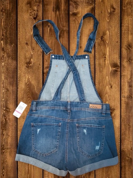 Dollhouse distressed denim overall shorts, dark wash, rolled cuffs, size 7 NWT - Picture 2 of 5